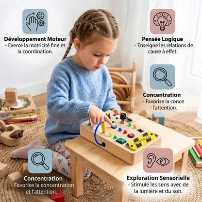Tableau sensoriel Montessori en bois avec lumières et interrupteurs
